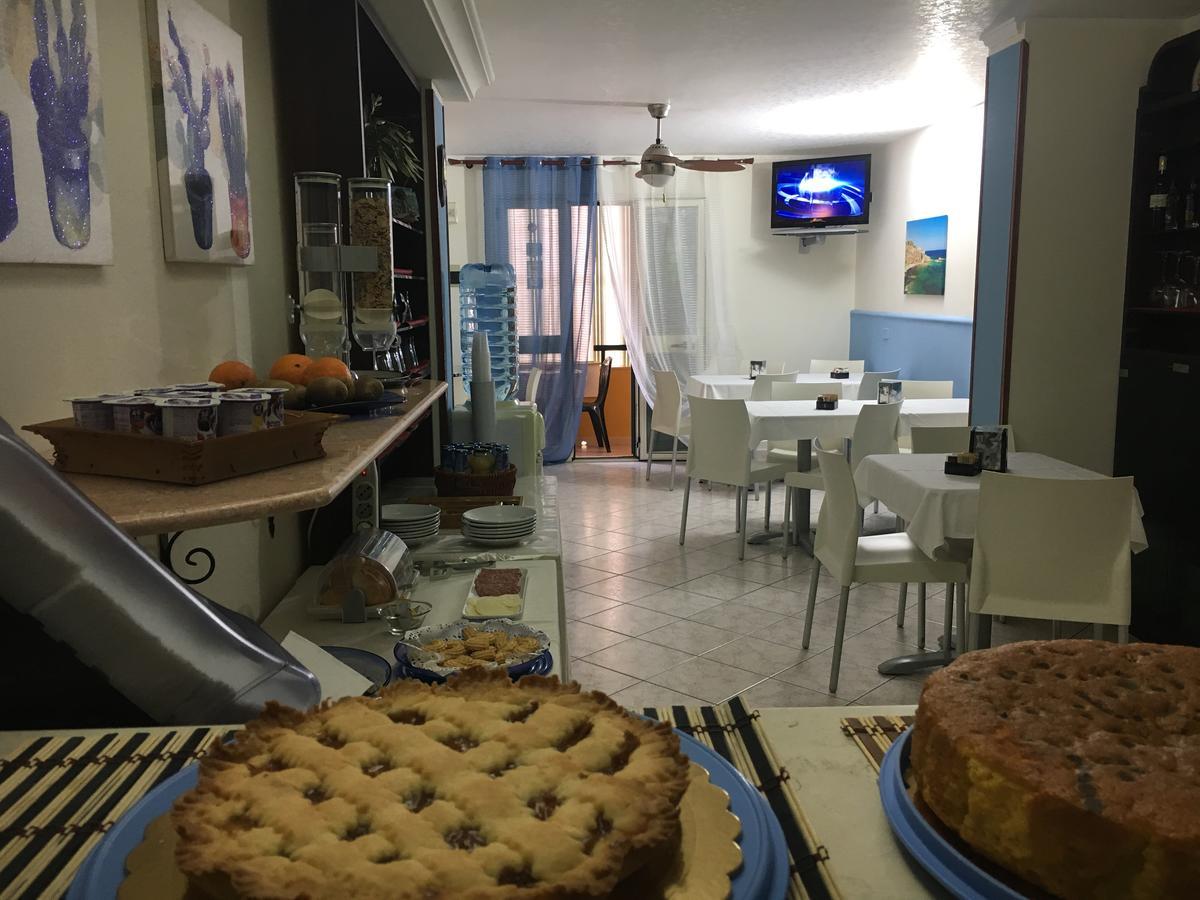 לינה וארוחת בוקר פוצאלו Mediterraneo מראה חיצוני תמונה